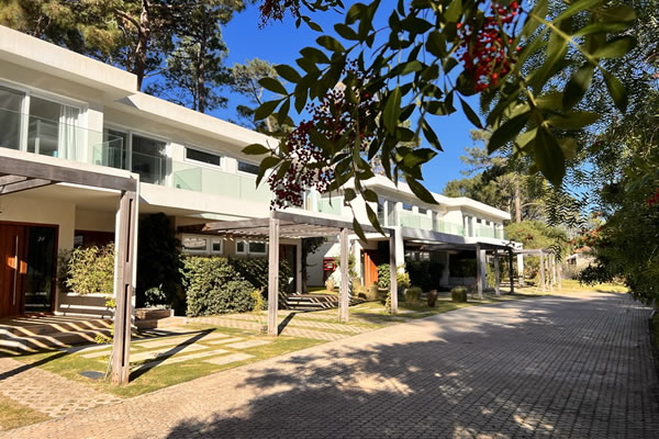 Gardens View